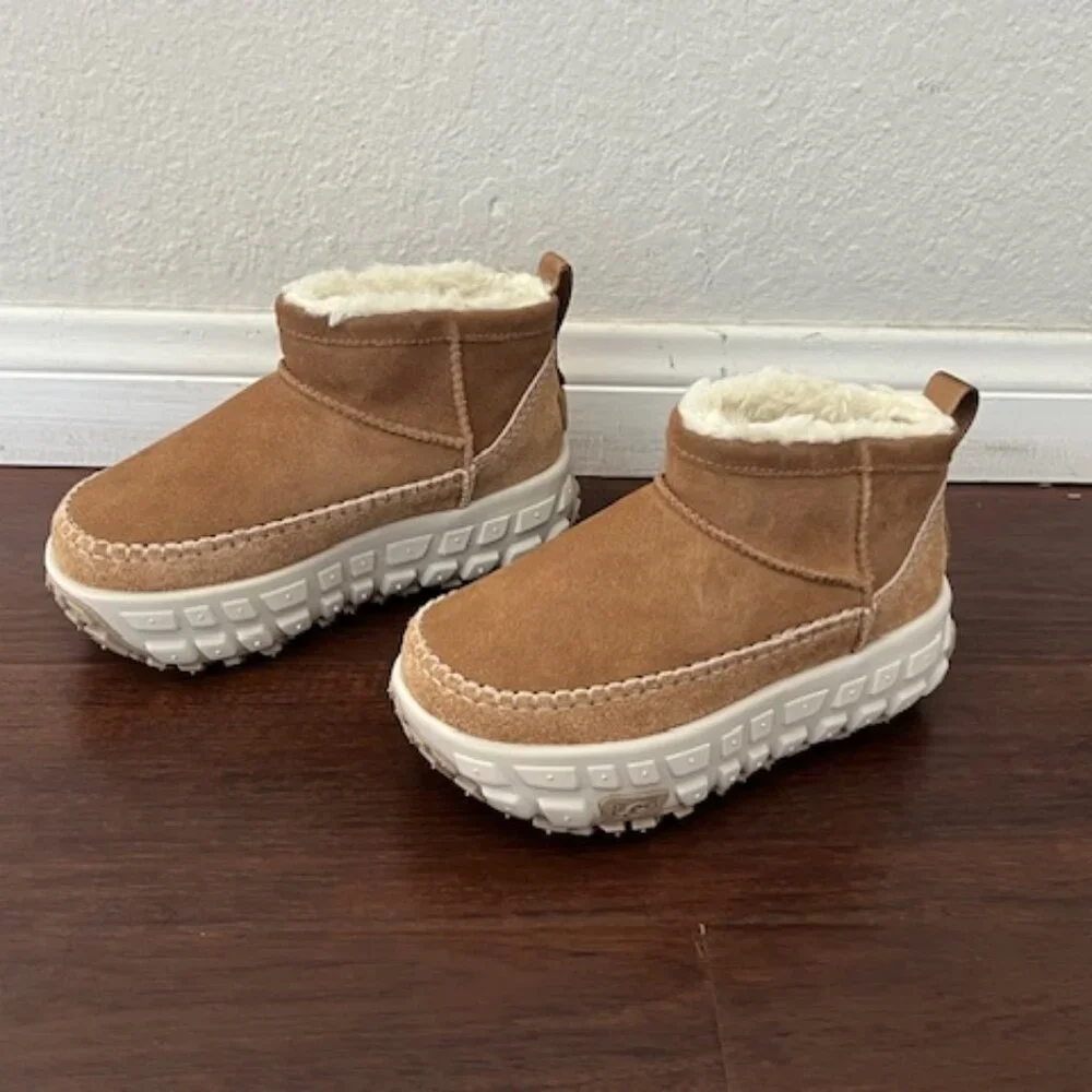 UGG Men's Venture Daze Ultra Mini Fashion Boot Men's Size 4 Woman's Size 5 - Picture 3 of 7